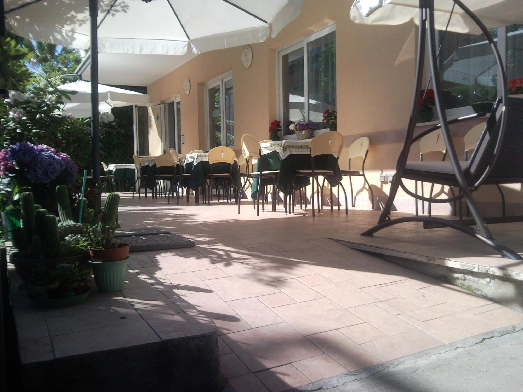 Hotel Trinidad Rimini Eksteriør bilde