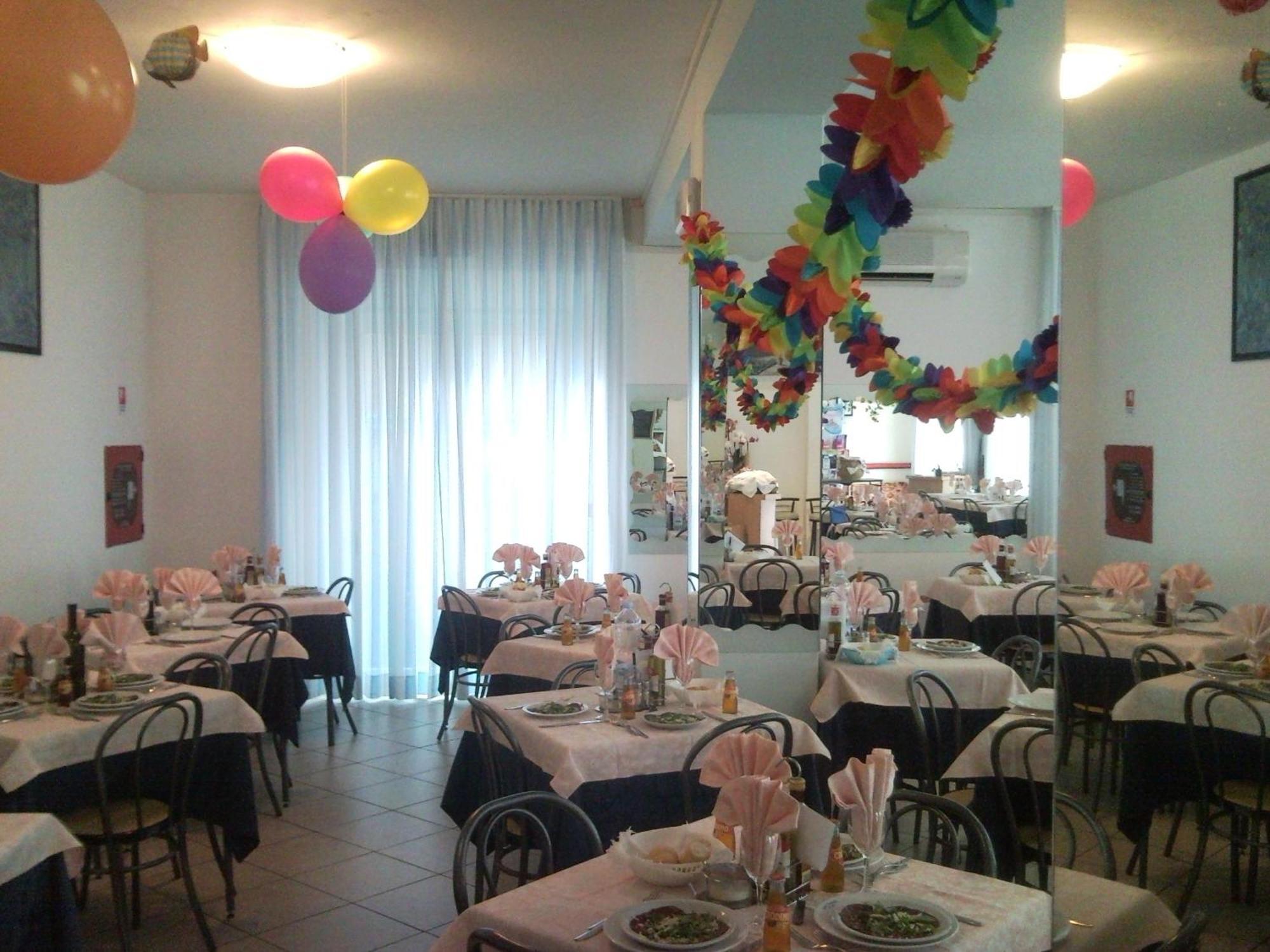 Hotel Trinidad Rimini Eksteriør bilde