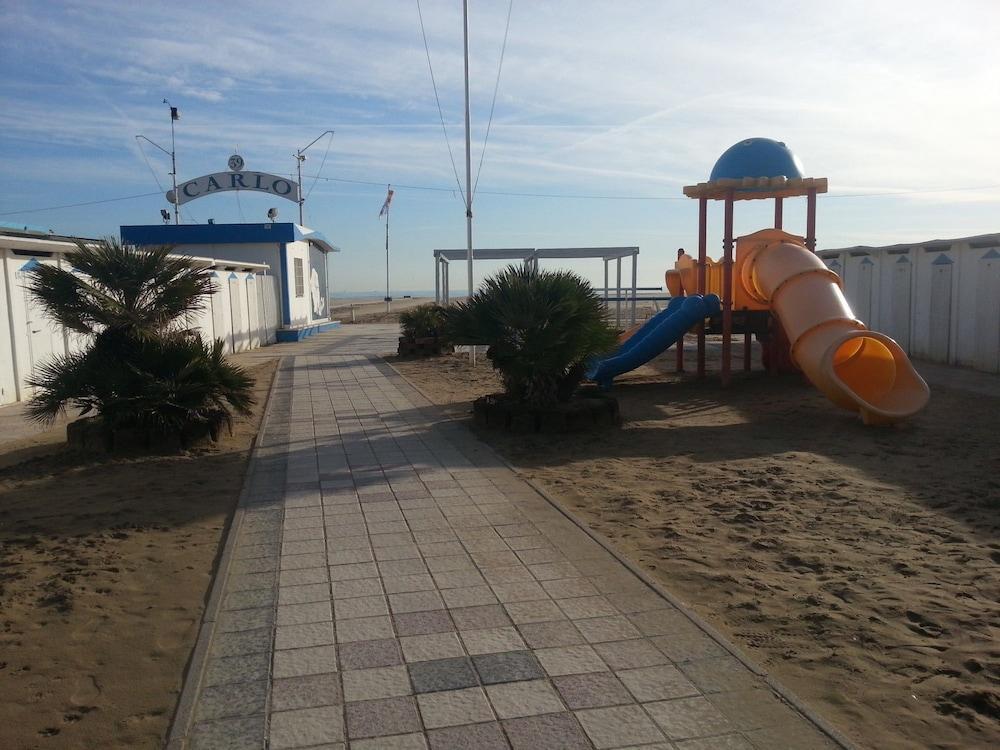 Hotel Trinidad Rimini Eksteriør bilde