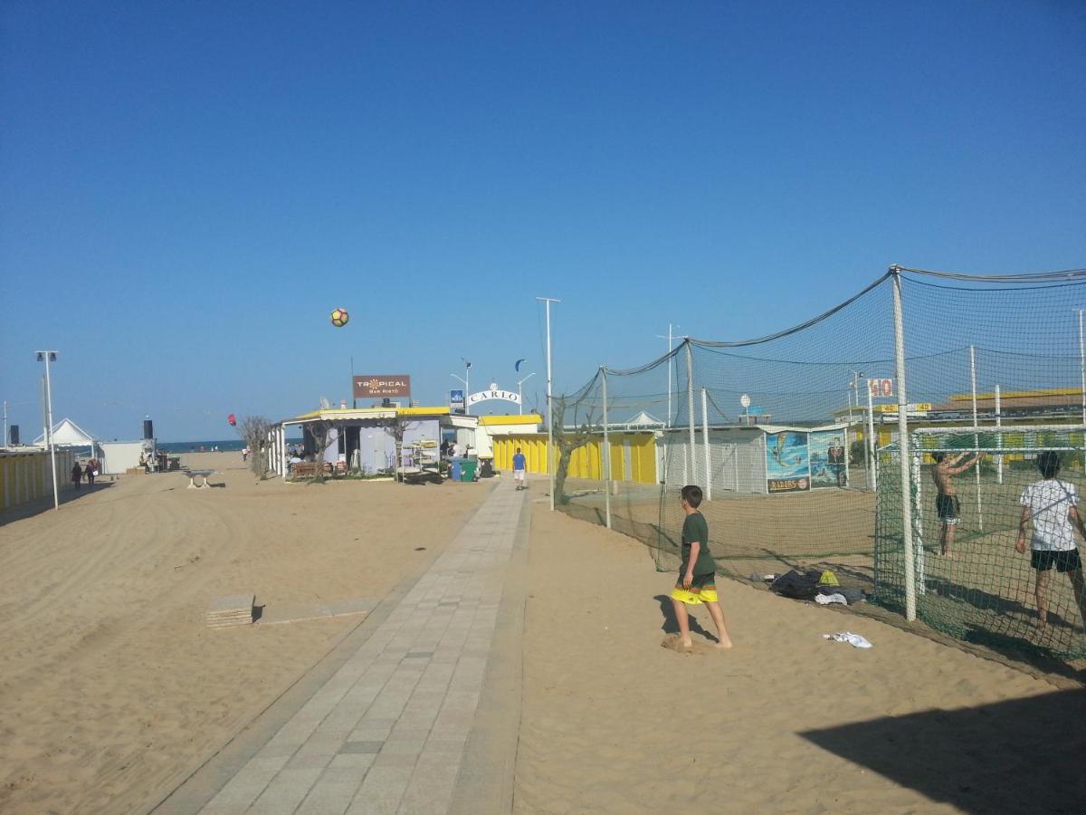Hotel Trinidad Rimini Eksteriør bilde